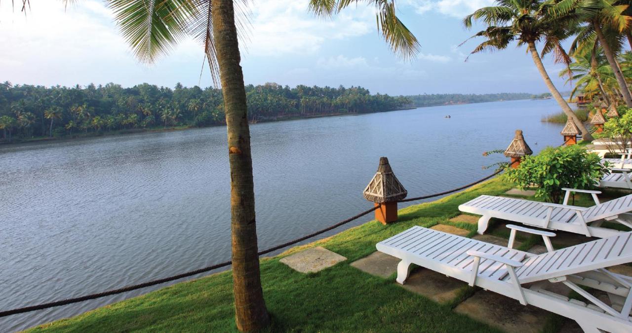 Fragrant Nature Backwater Resort & Ayurveda Spa Kollam Exterior foto