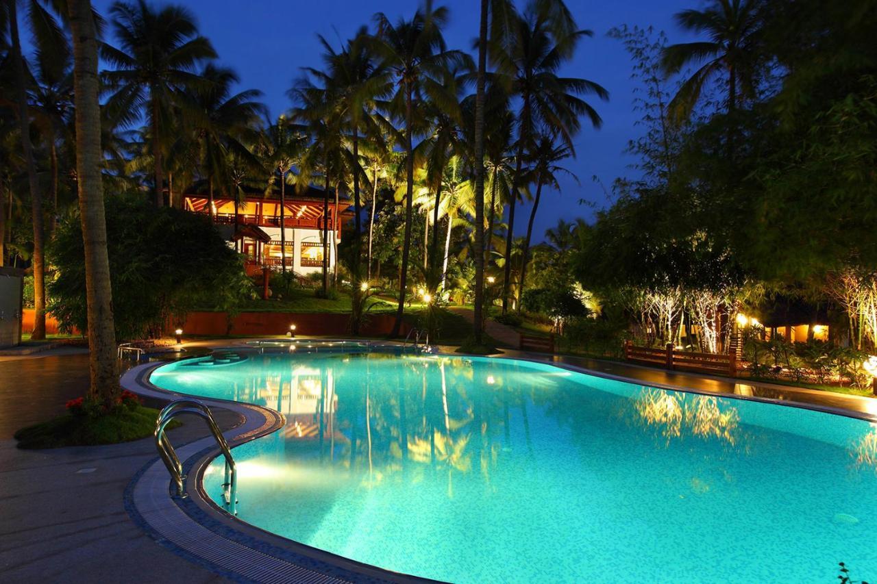 Fragrant Nature Backwater Resort & Ayurveda Spa Kollam Exterior foto